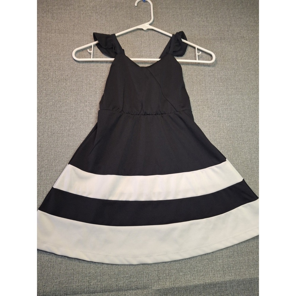 Chillipop Black And White Dress Girl's Sz 5-6 Adjustable Ruffled Shoulder